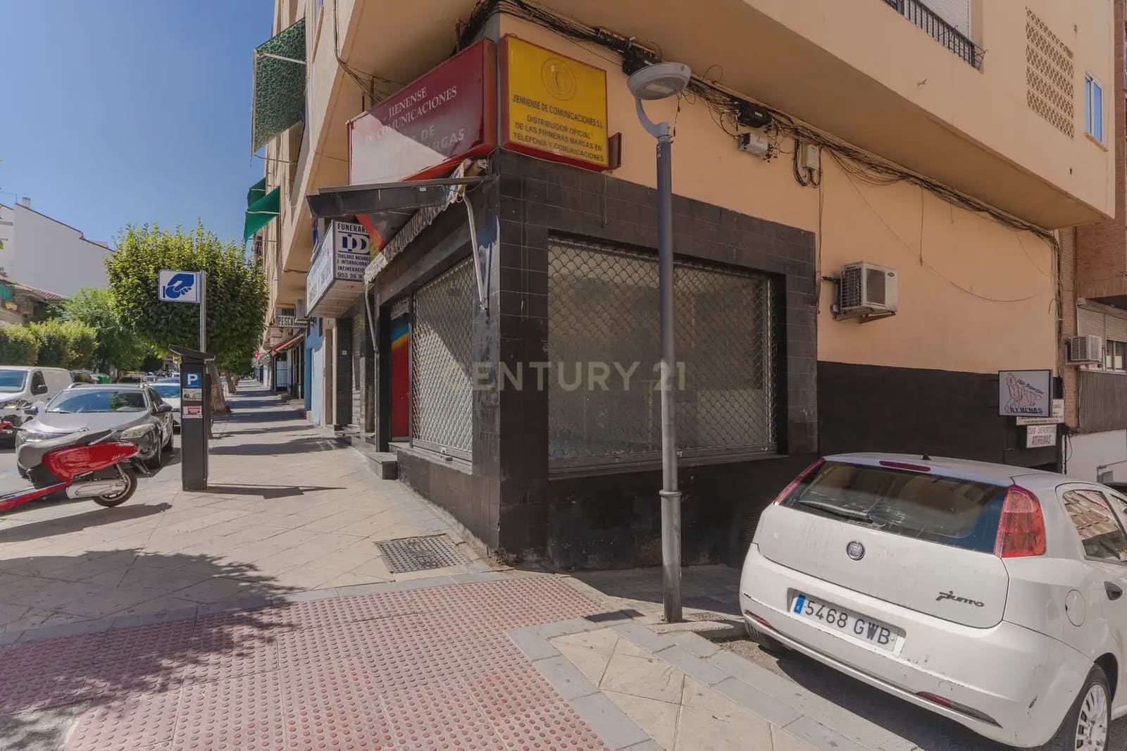 Commercial for sale in Jaen city - € 70,000 (Ref: 10124798)