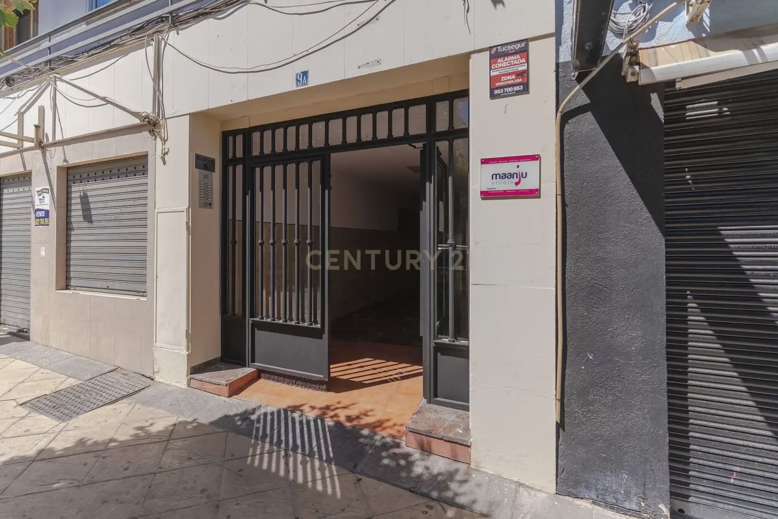 Commercial for sale in Jaen city - € 85,000 (Ref: 10124799)