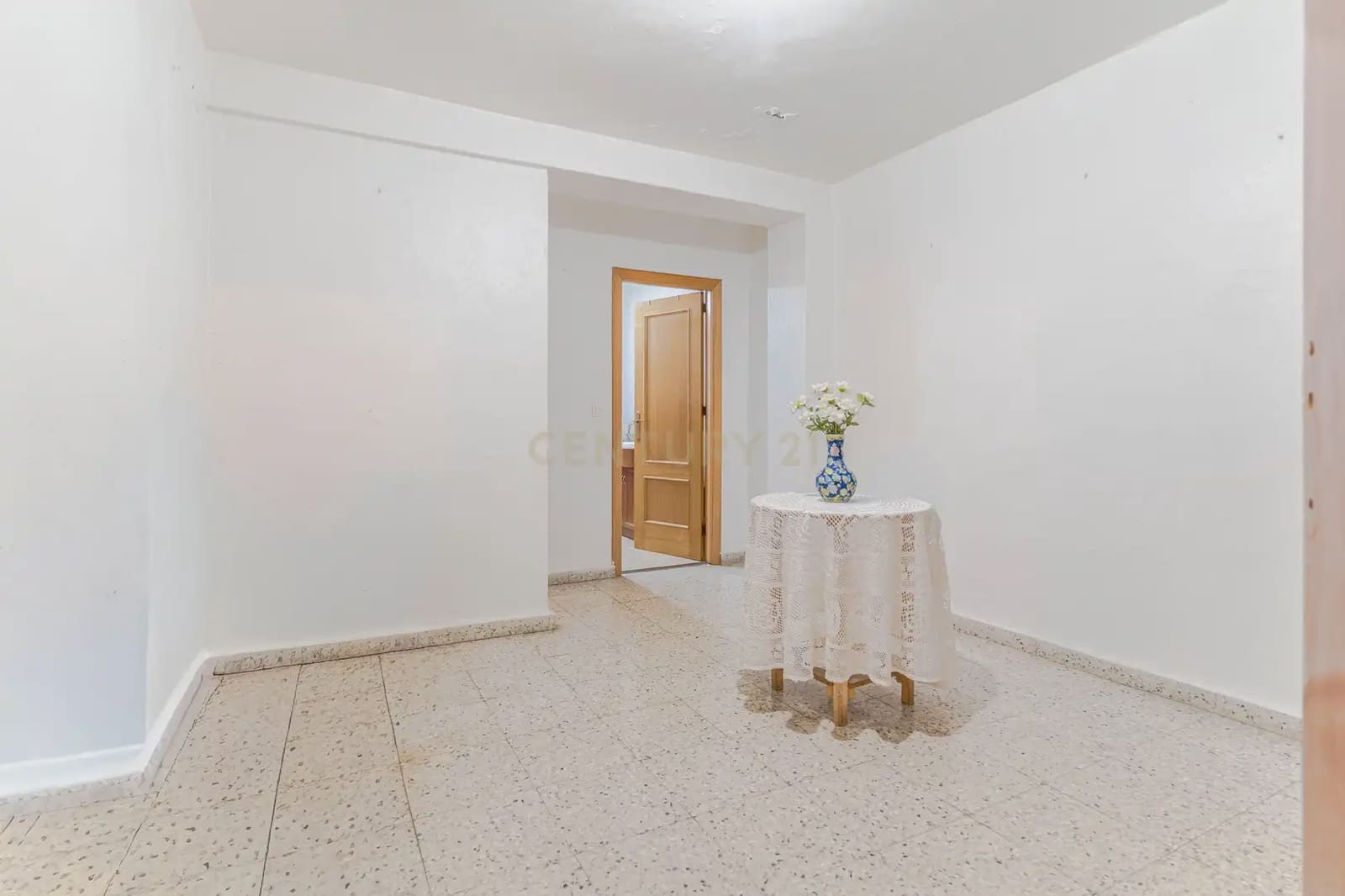 5 bedroom Townhouse for sale in Los Guajares - € 80,000 (Ref: 10130172)