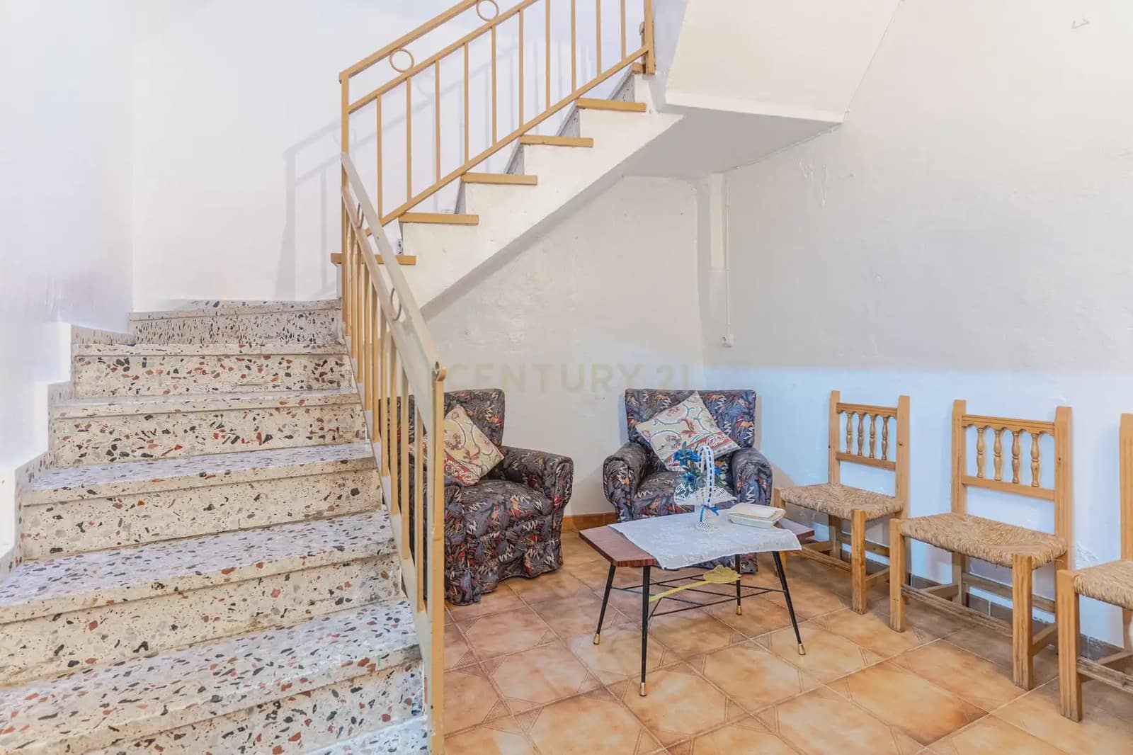 5 bedroom Townhouse for sale in Los Guajares - € 80,000 (Ref: 10130172)