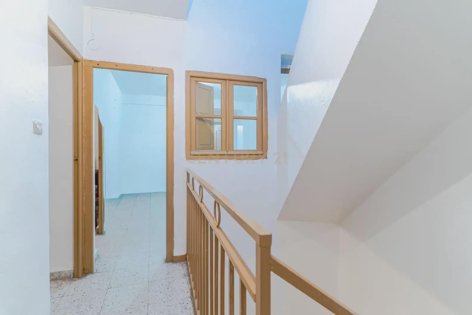 5 bedroom Townhouse for sale in Los Guajares - € 80,000 (Ref: 10130172)