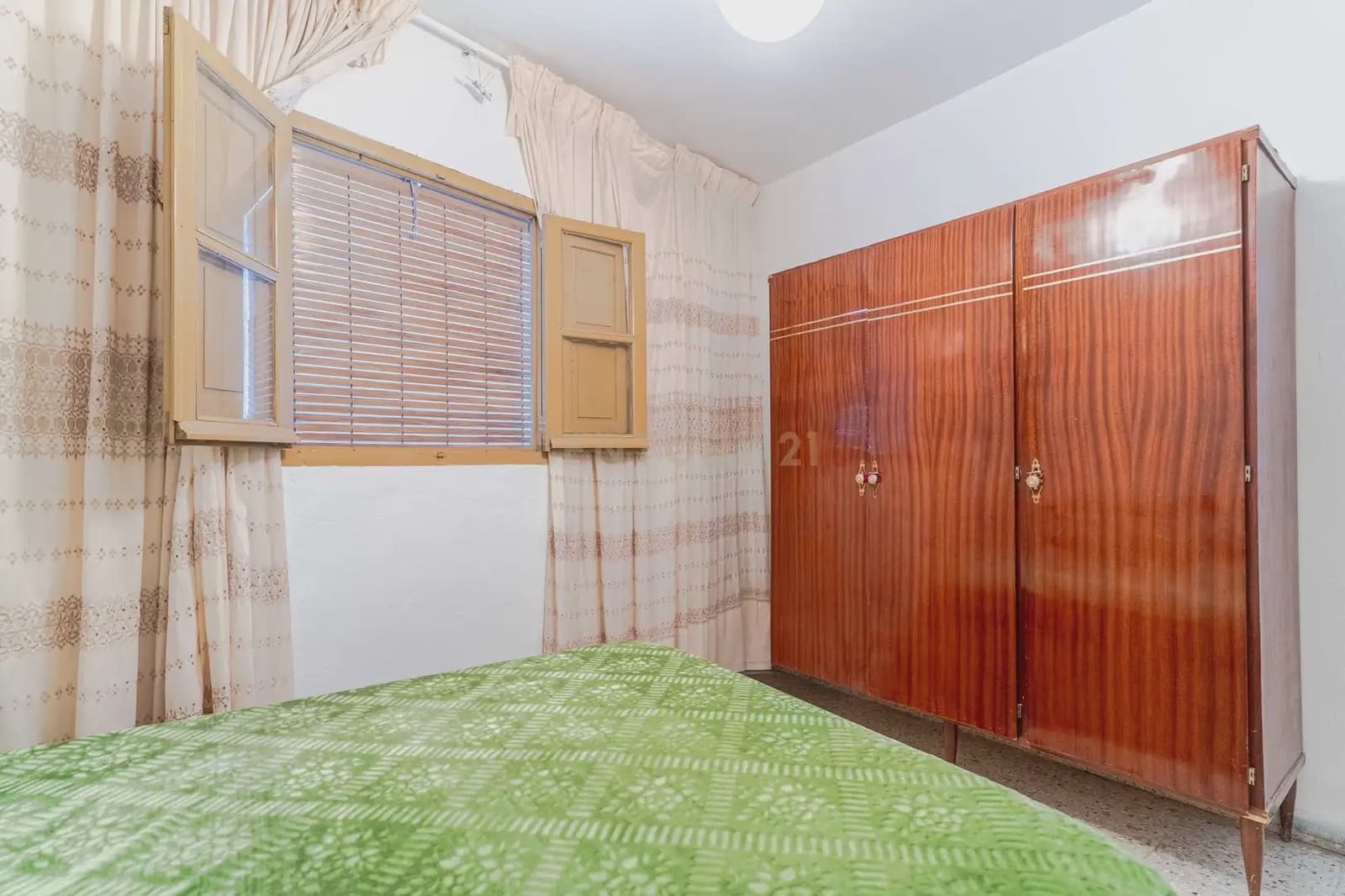 5 bedroom Townhouse for sale in Los Guajares - € 80,000 (Ref: 10130172)