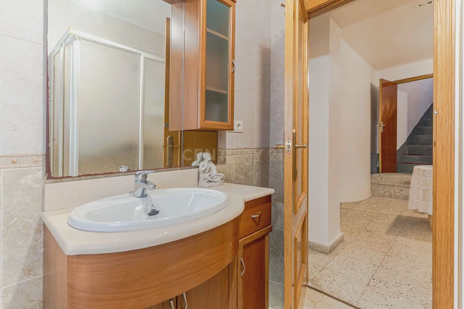 5 bedroom Townhouse for sale in Los Guajares - € 80,000 (Ref: 10130172)