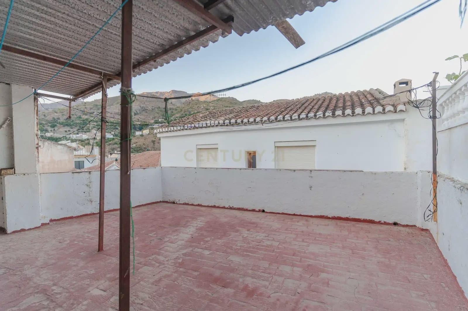 5 bedroom Townhouse for sale in Los Guajares - € 80,000 (Ref: 10130172)