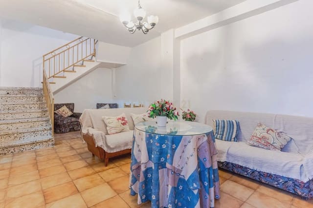 5 bedroom Townhouse for sale in Los Guajares - € 80,000 (Ref: 10130172)