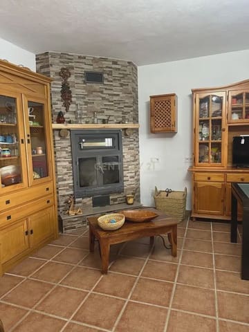 3 soveværelse Finca/Landehus til leje i Almuñécar med swimmingpool garage - € 750 (Ref: 10140192)