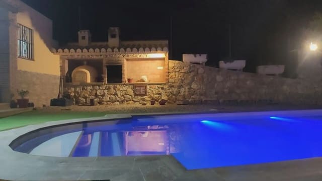 3 soveværelse Finca/Landehus til leje i Almuñécar med swimmingpool garage - € 750 (Ref: 10140192)
