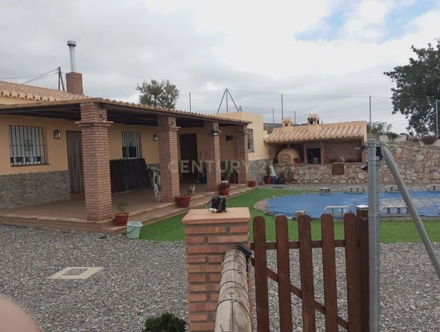 3 soveværelse Finca/Landehus til leje i Almuñécar med swimmingpool garage - € 750 (Ref: 10140192)