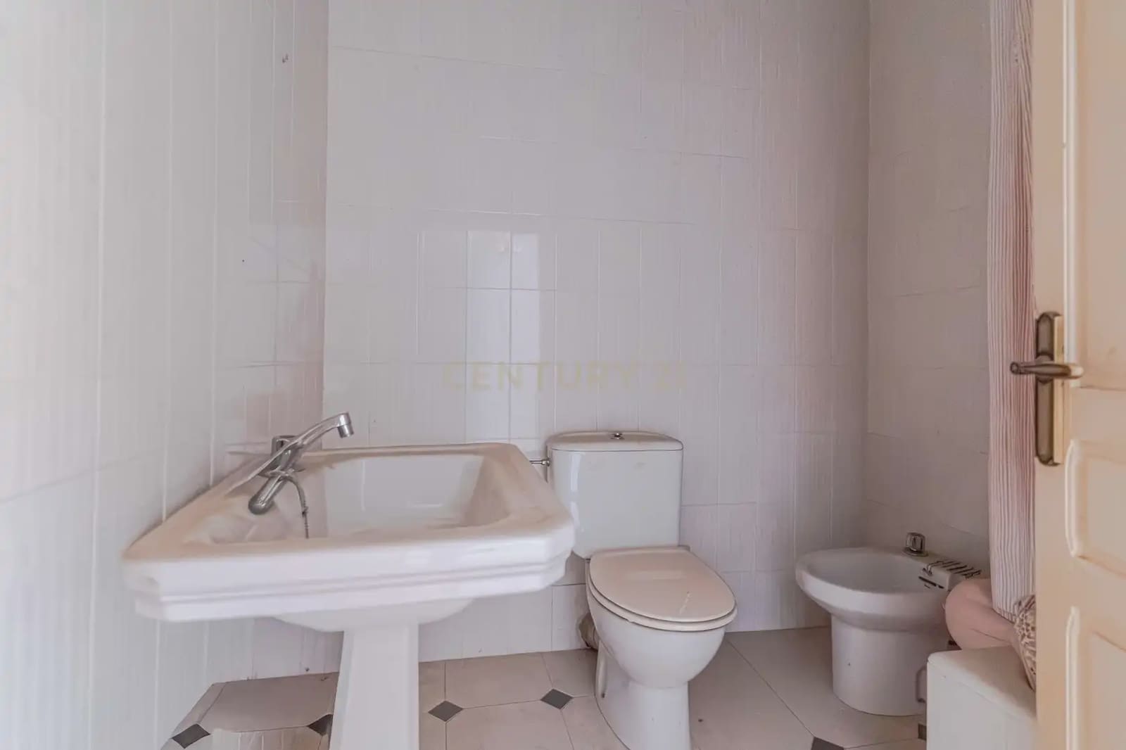 8 sovrum Hus till salu i Pozo Alcon - 160 000 € (Ref: 10144931)