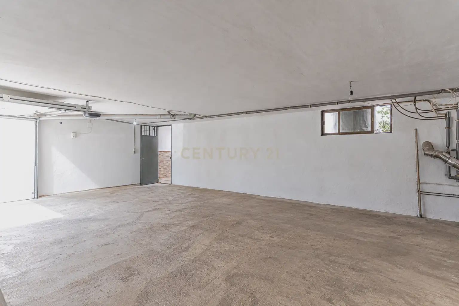 3 soverom Rekkehus til salgs i Otura med garasje - € 299 900 (Ref: 10154450)