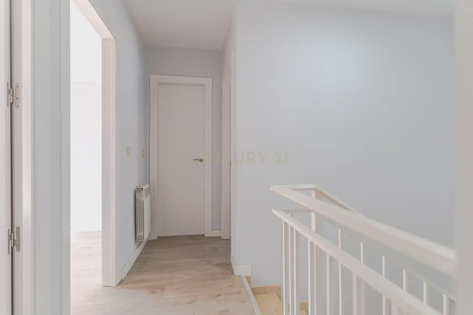 3 soverom Rekkehus til salgs i Otura med garasje - € 299 900 (Ref: 10154450)