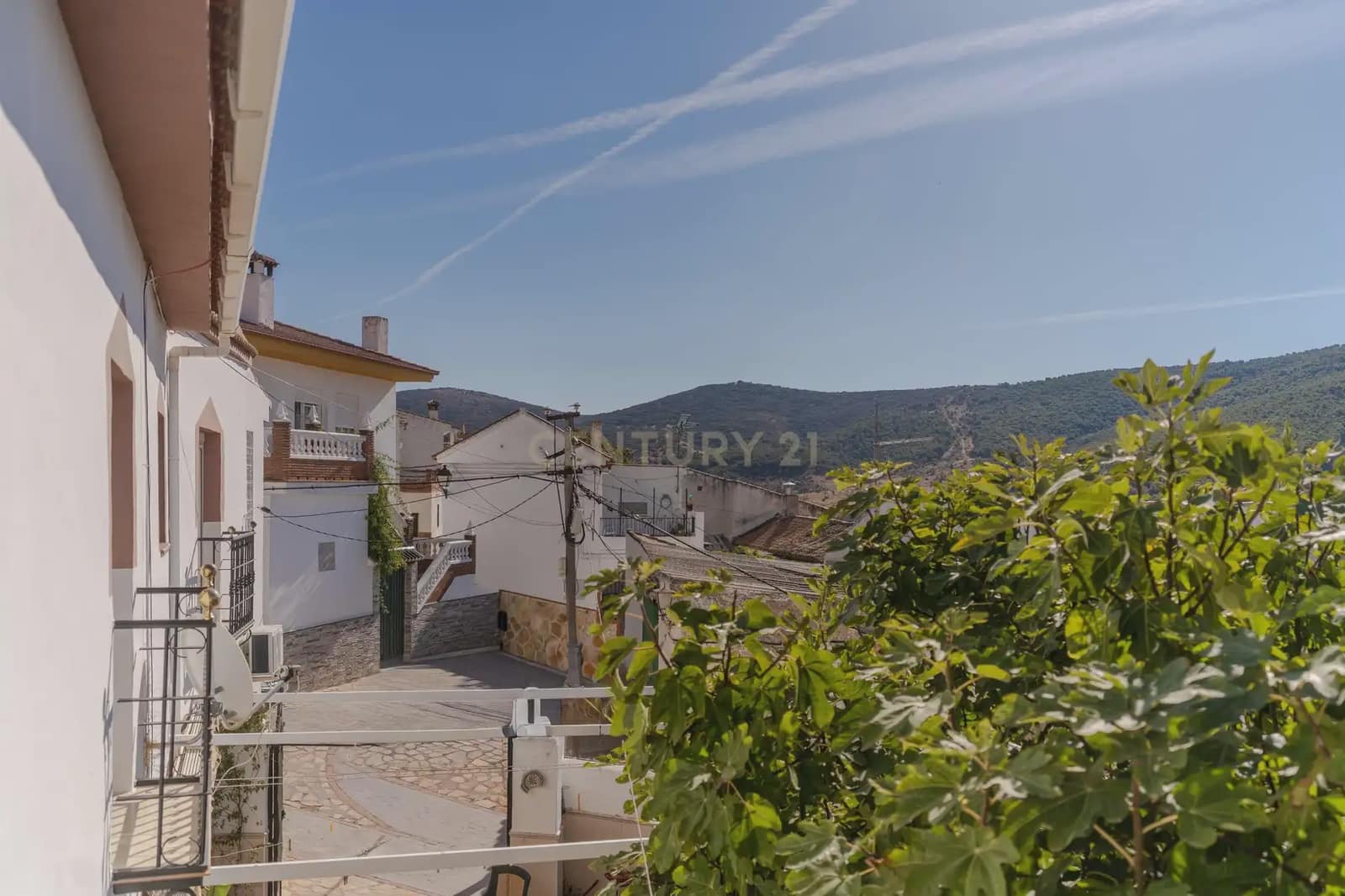 4 soveværelse Byhus til salg i Moclin - € 115.000 (Ref: 10155886)