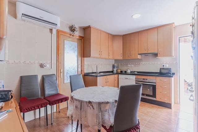 4 soveværelse Byhus til salg i Moclín - € 115.000 (Ref: 10155886)