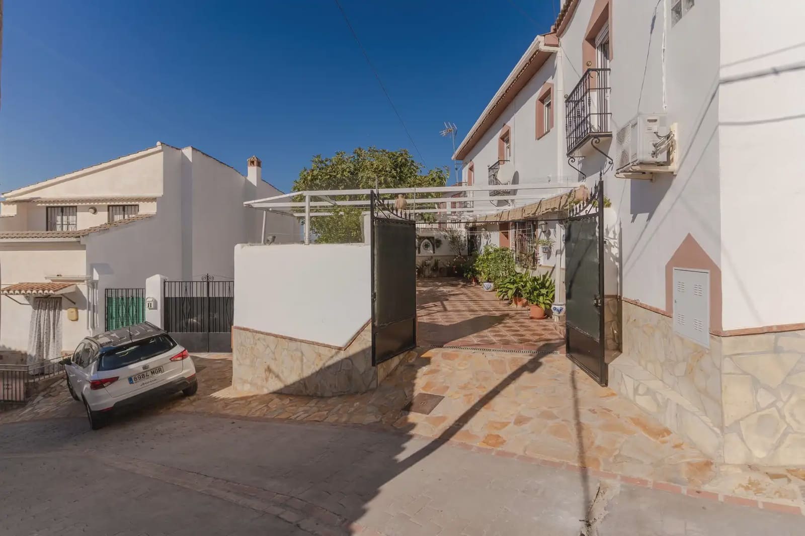 4 soveværelse Byhus til salg i Moclin - € 115.000 (Ref: 10155886)