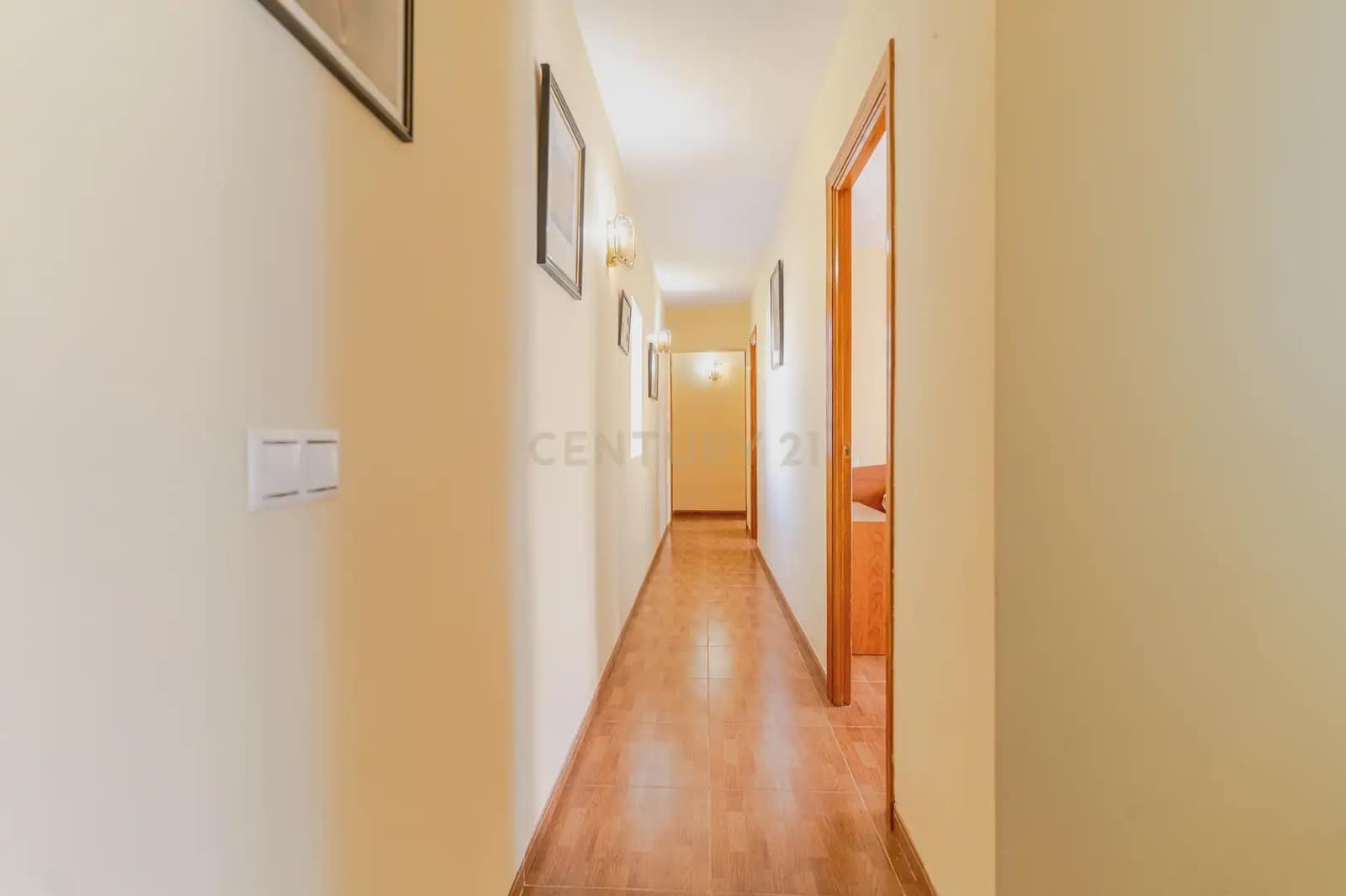 4 soveværelse Byhus til salg i Moclin - € 115.000 (Ref: 10155886)