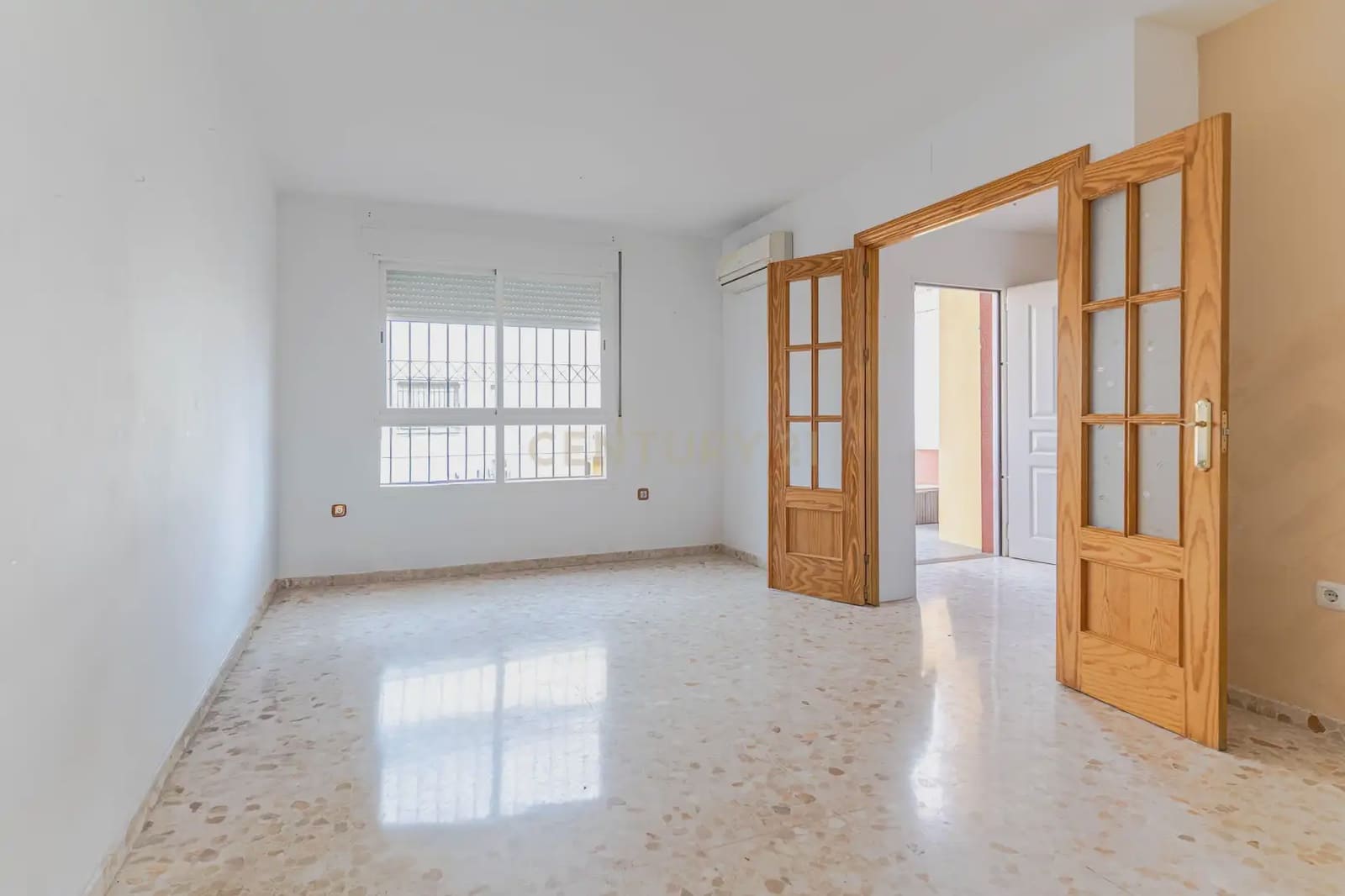 3 soveværelse Byhus til salg i Lachar med garage - € 175.000 (Ref: 10158705)