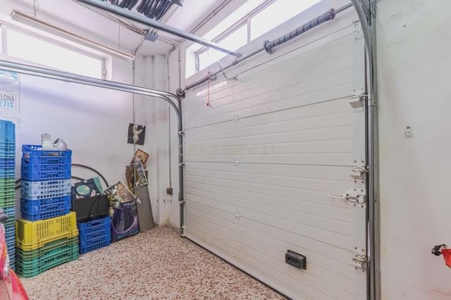 4 sovrum Hus till salu i Armilla med garage - 315 000 € (Ref: 10160281)