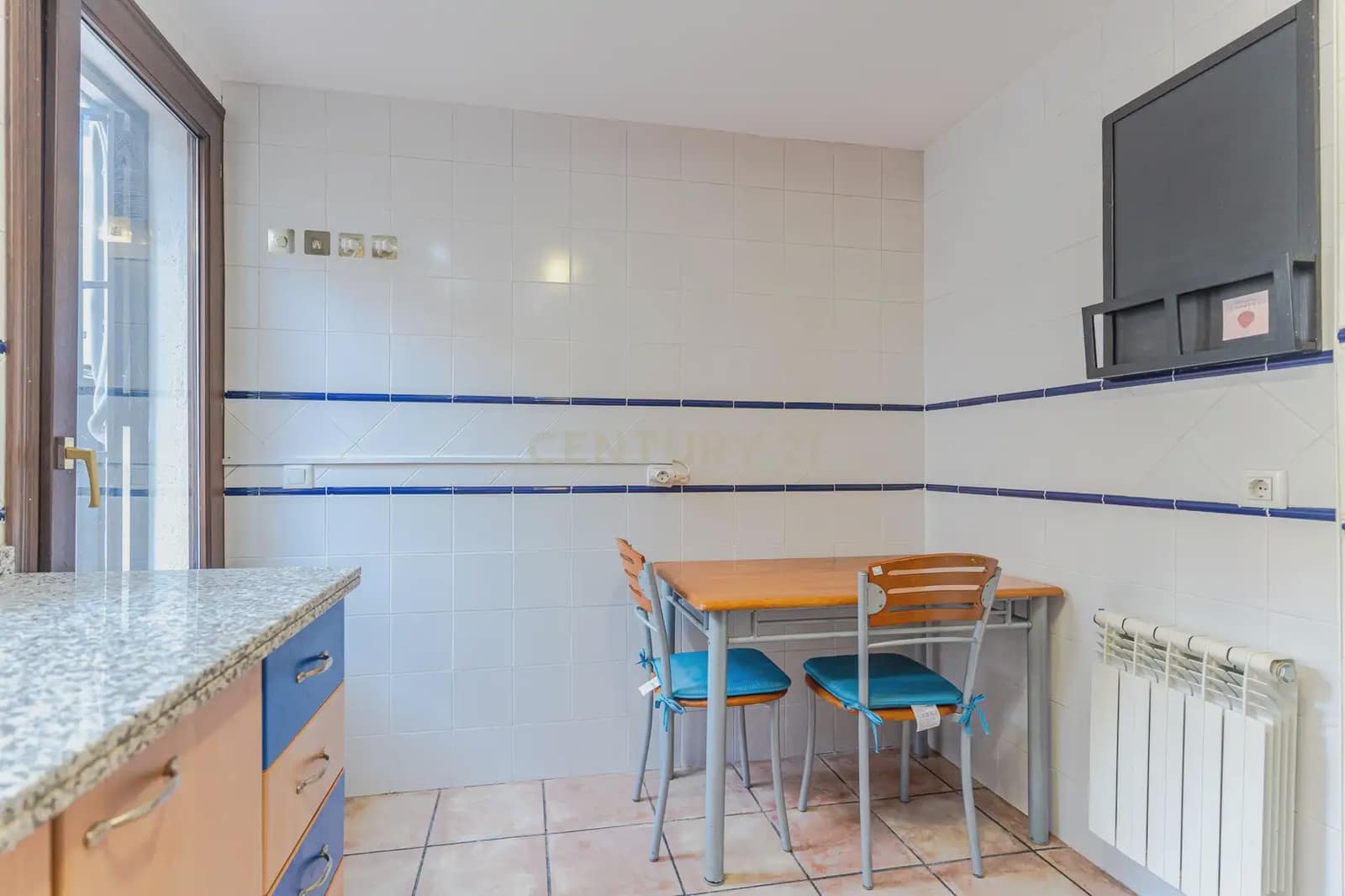 2 bedroom Apartment for sale in La Zubia with garage - € 205,000 (Ref: 10160785)