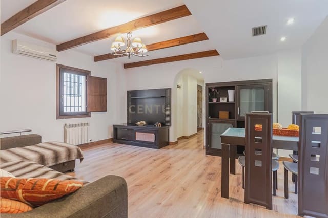 2 Zimmer Apartment zu verkaufen in La Zubia mit Garage - 205.000 € (Ref: 10160785)