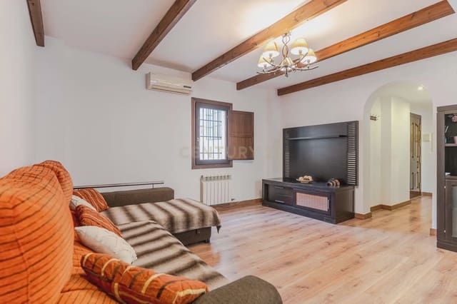 2 Zimmer Apartment zu verkaufen in La Zubia mit Garage - 205.000 € (Ref: 10160785)