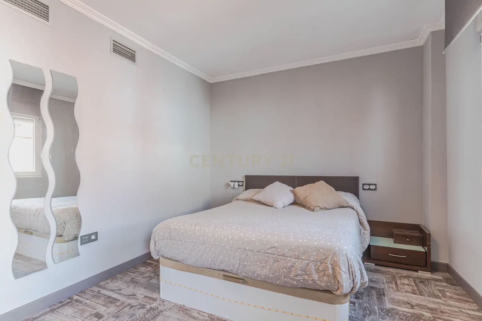 3 sovrum Radhus till salu i Las Gabias med garage - 229 000 € (Ref: 10162482)