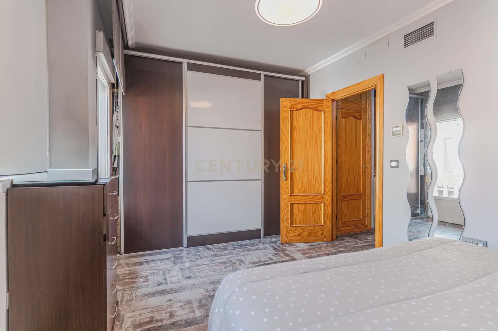 3 sovrum Radhus till salu i Las Gabias med garage - 229 000 € (Ref: 10162482)