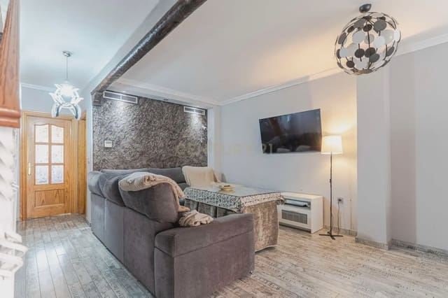 3 sovrum Radhus till salu i Las Gabias med garage - 229 000 € (Ref: 10162482)