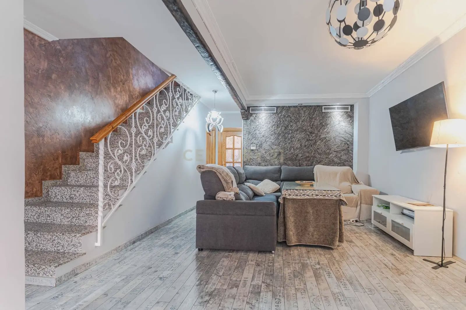 3 sovrum Radhus till salu i Las Gabias med garage - 229 000 € (Ref: 10162482)