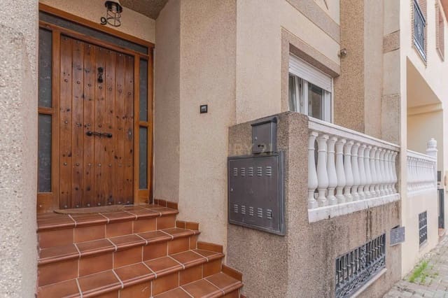 3 sovrum Radhus till salu i Las Gabias med garage - 229 000 € (Ref: 10162482)