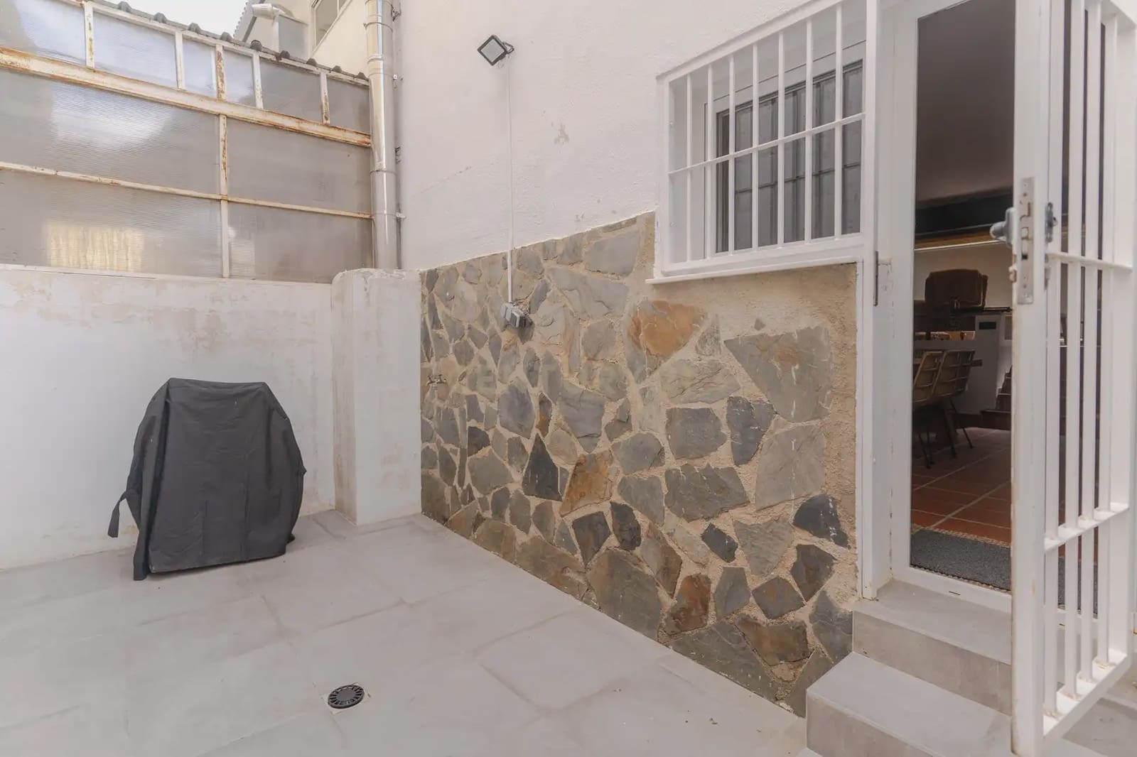 3 bedroom Flat for sale in Sierra Nevada with garage - € 370,000 (Ref: 10162483)