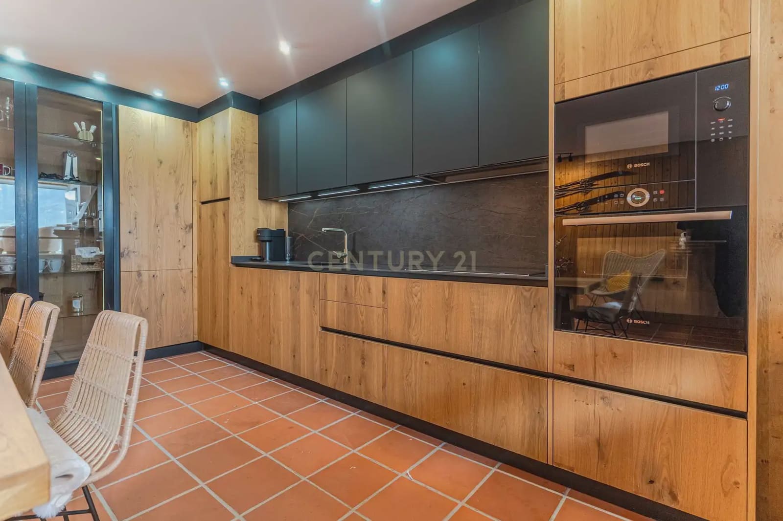 3 bedroom Flat for sale in Sierra Nevada with garage - € 370,000 (Ref: 10162483)