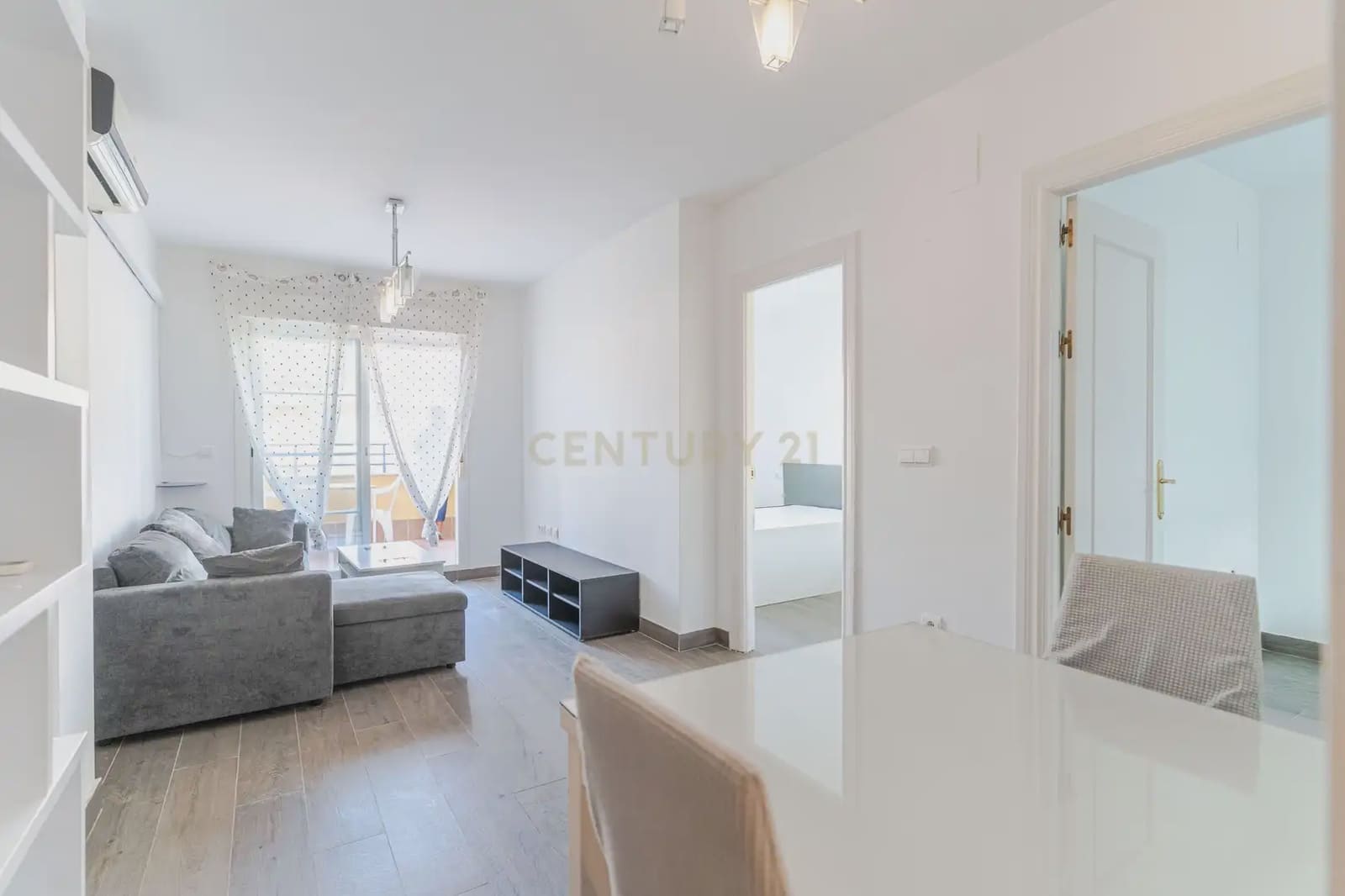 2 bedroom Penthouse for sale in Las Gabias with pool - € 160,000 (Ref: 10163249)