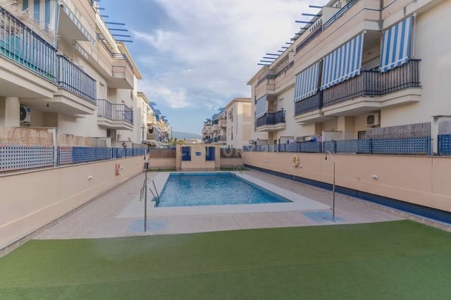 2 soverom Penthouse til salgs i Gabia Grande, Las Gabias med svømmebasseng - € 160 000 (Ref: 10163249)
