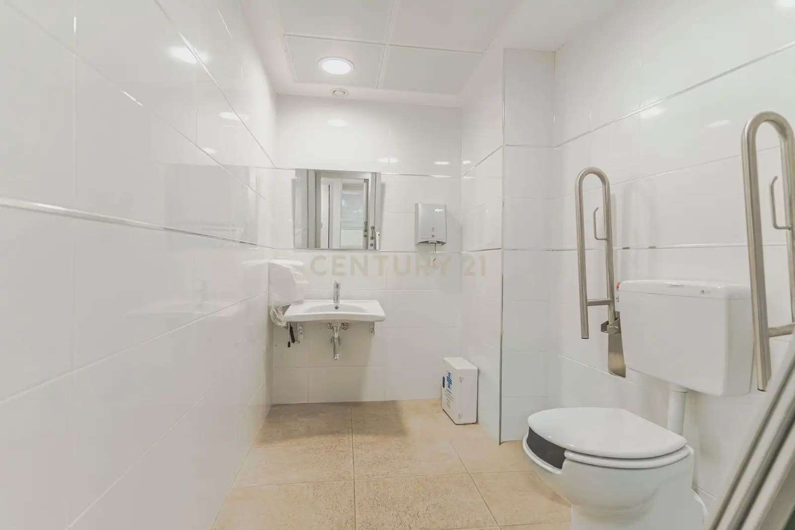 Escritório para arrendar em Granada cidade - 1 900 € (Ref: 10165376)