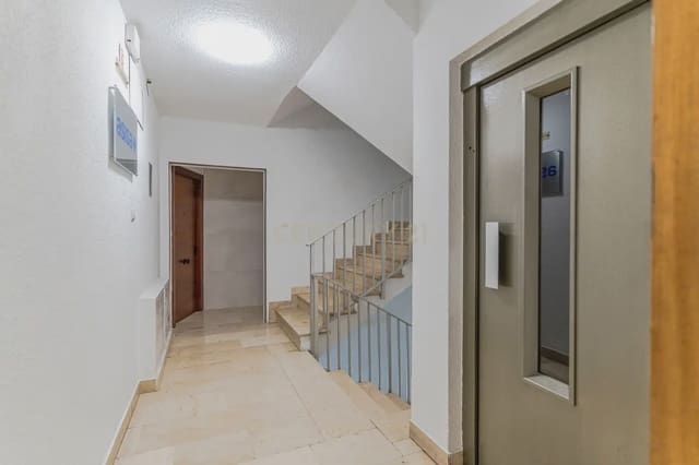 Office for rent in San Matías - Realejo, Granada city - € 1,900 (Ref: 10165376)