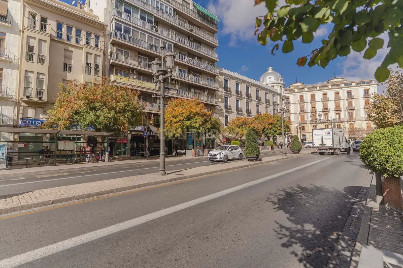 Escritório para arrendar em Granada cidade - 1 900 € (Ref: 10165376)