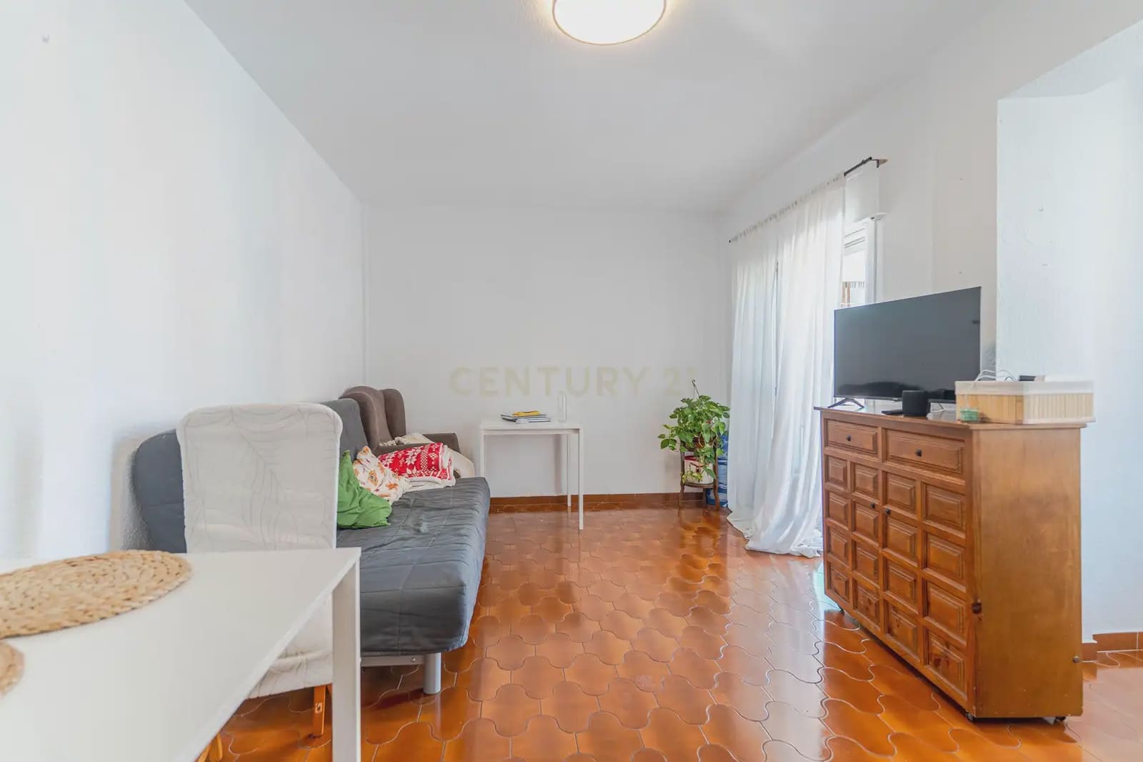 3 slaapkamer Flat te koop in Granada stad - € 184.900 (Ref: 10165459)