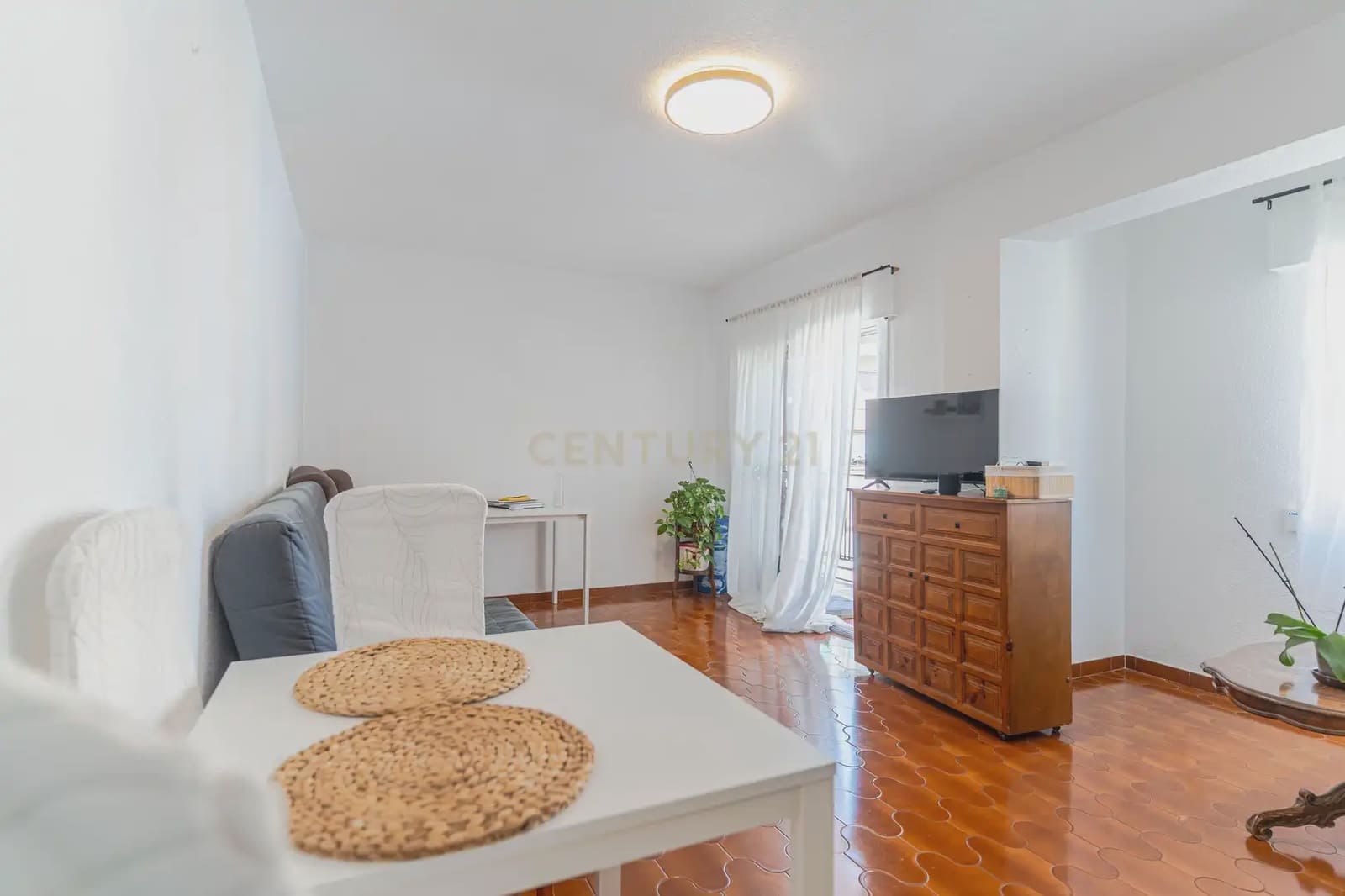 3 slaapkamer Flat te koop in Granada stad - € 184.900 (Ref: 10165459)