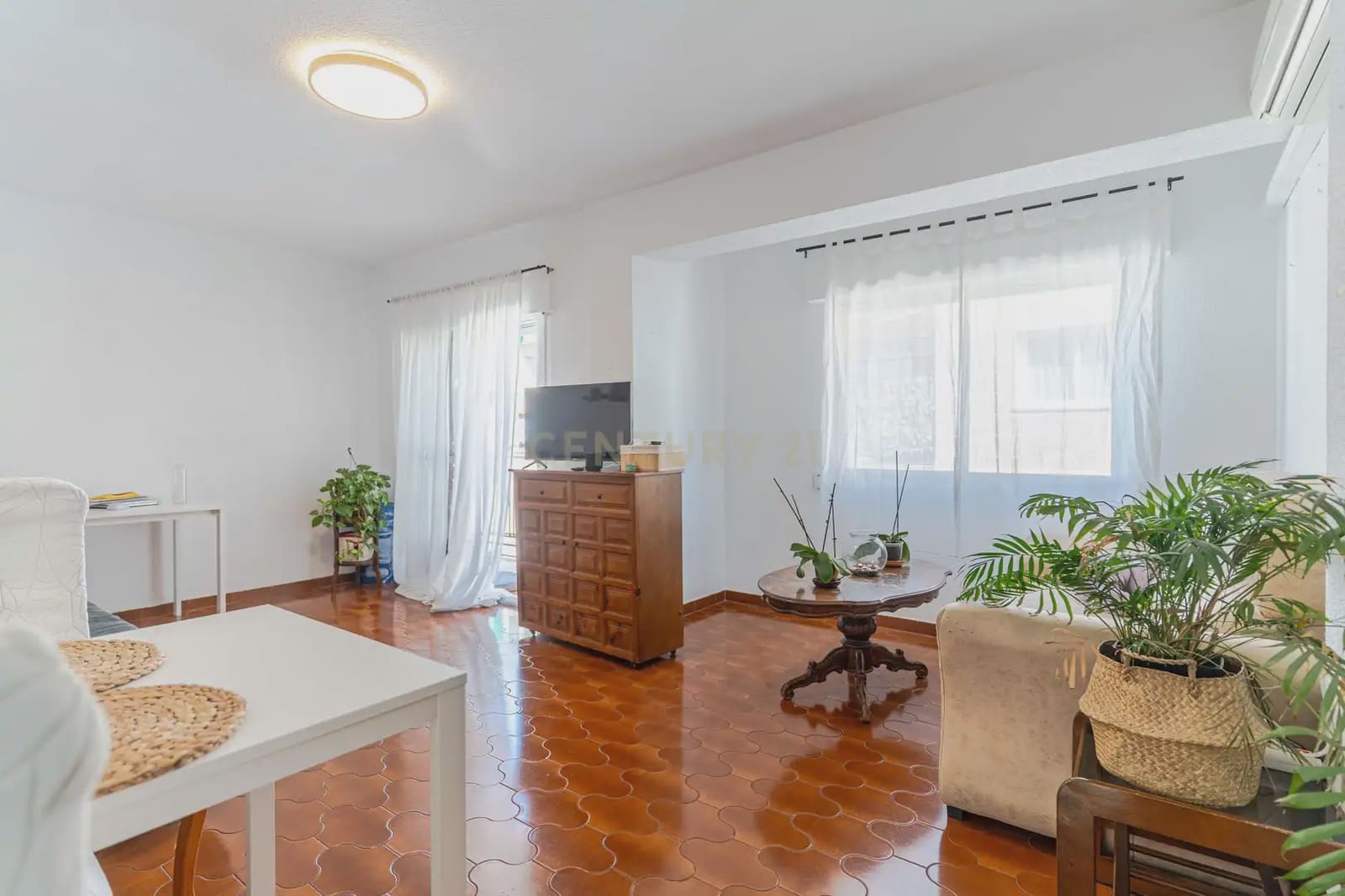 3 slaapkamer Flat te koop in Granada stad - € 184.900 (Ref: 10165459)