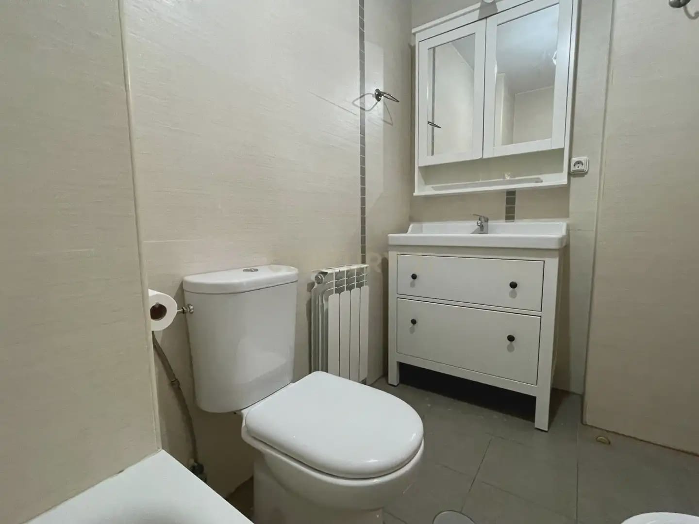 2 Zimmer Wohnung zu vermieten in La Zubia mit Garage - 700 € (Ref: 10165833)