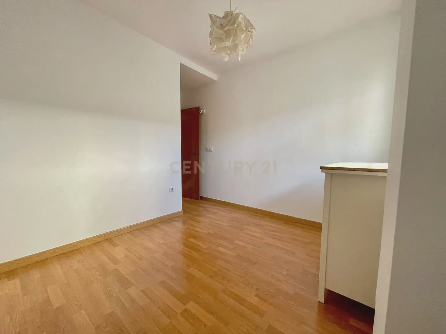 2 Zimmer Wohnung zu vermieten in La Zubia mit Garage - 700 € (Ref: 10165833)