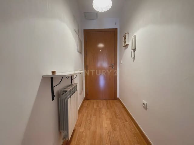 2 Zimmer Wohnung zu vermieten in La Zubia mit Garage - 700 € (Ref: 10165833)