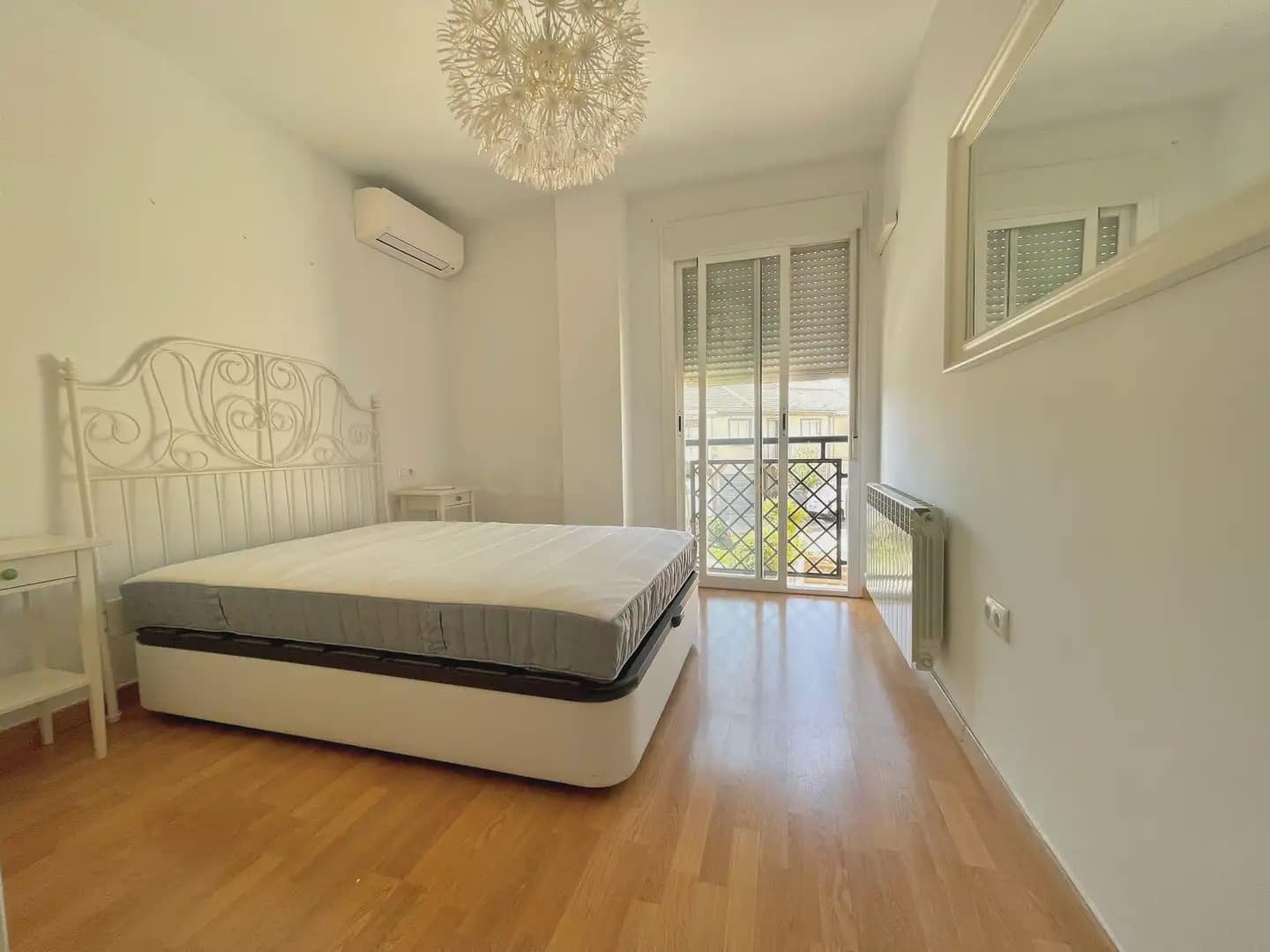 2 Zimmer Wohnung zu vermieten in La Zubia mit Garage - 700 € (Ref: 10165833)