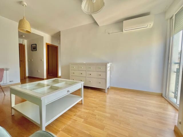 2 Zimmer Wohnung zu vermieten in La Zubia mit Garage - 700 € (Ref: 10165833)