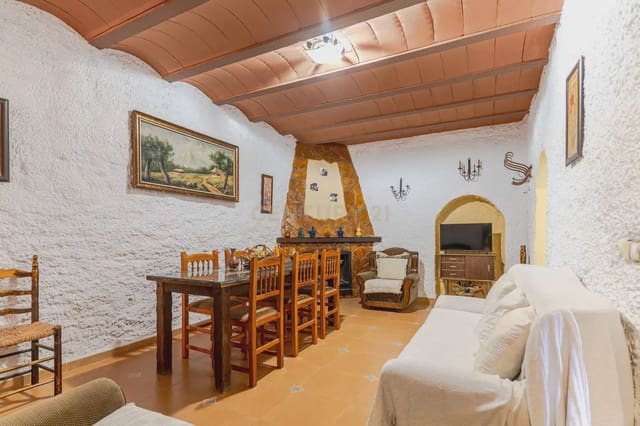 6 slaapkamer Grotwoning te koop in Fontanar, Pozo Alcón met zwembad - € 170.000 (Ref: 10172121)