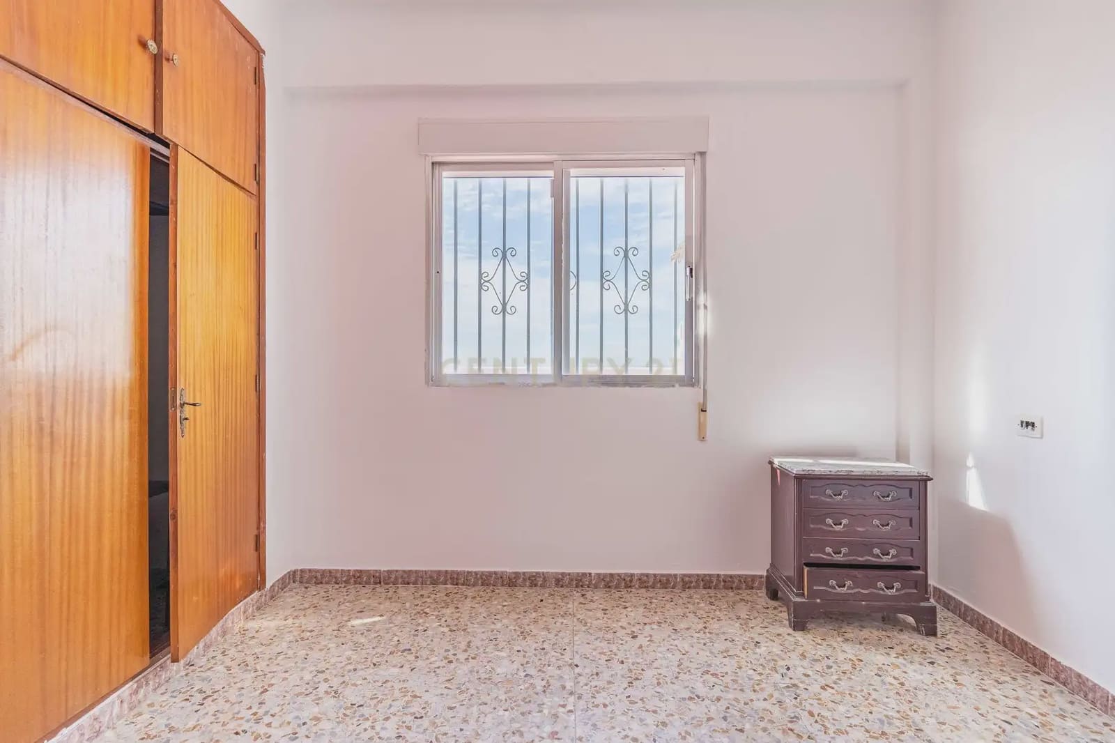 6 soverom Finca/Herregård til salgs i Albunol med garasje - € 172 500 (Ref: 10179632)