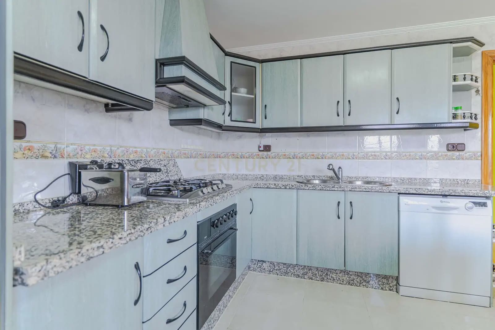 4 soverom Leilighet til salgs i Huetor Tajar - € 129 500 (Ref: 10182225)