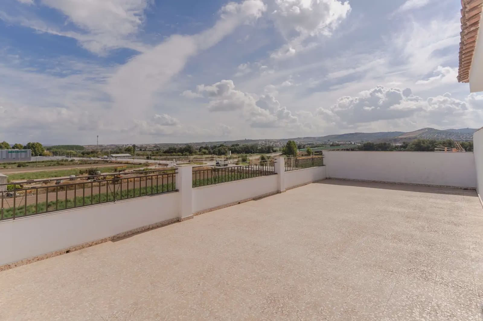4 soverom Leilighet til salgs i Huetor Tajar - € 129 500 (Ref: 10182225)