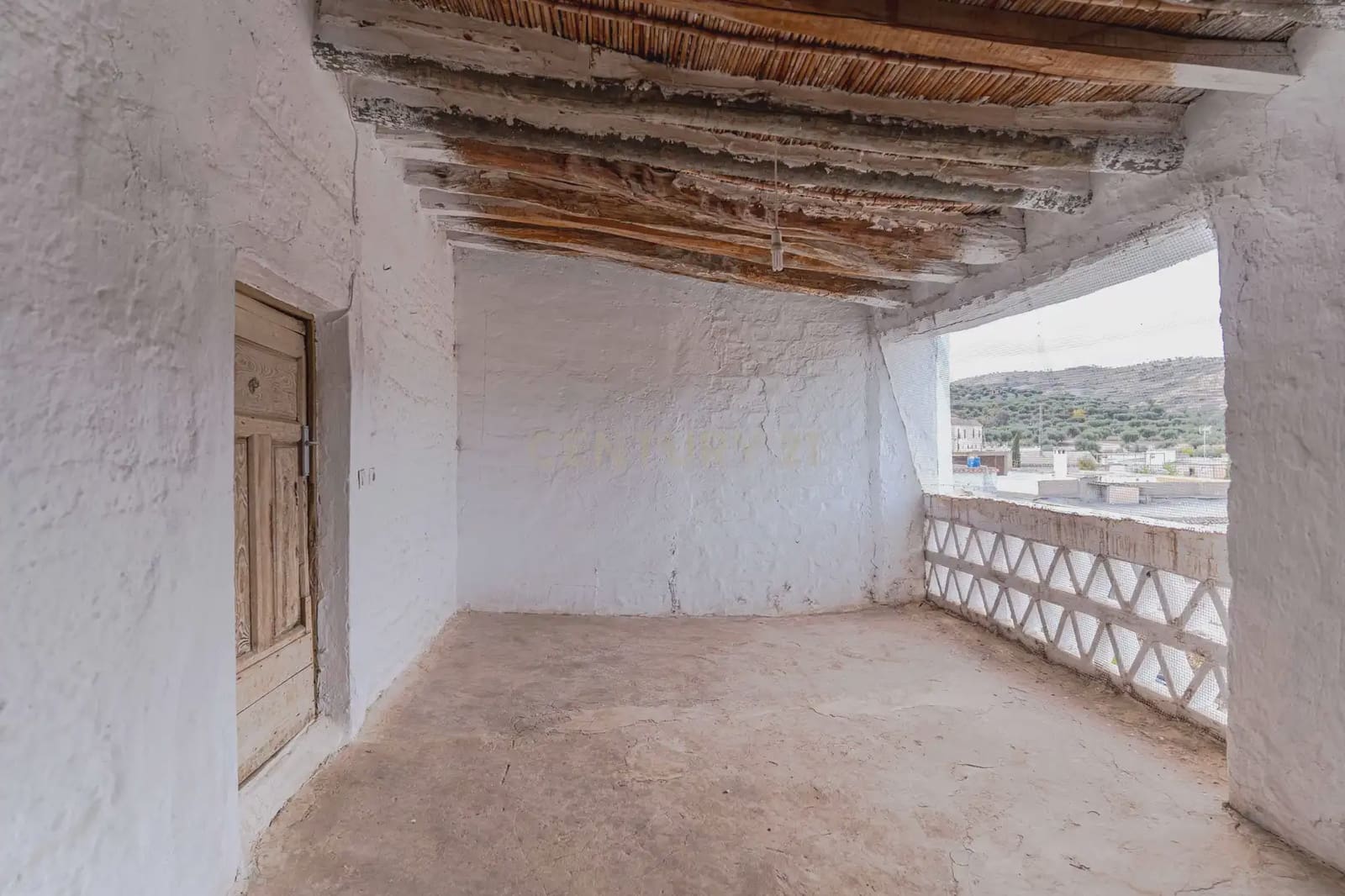 6 slaapkamer Huis te koop in Ugijar - € 46.000 (Ref: 10184052)
