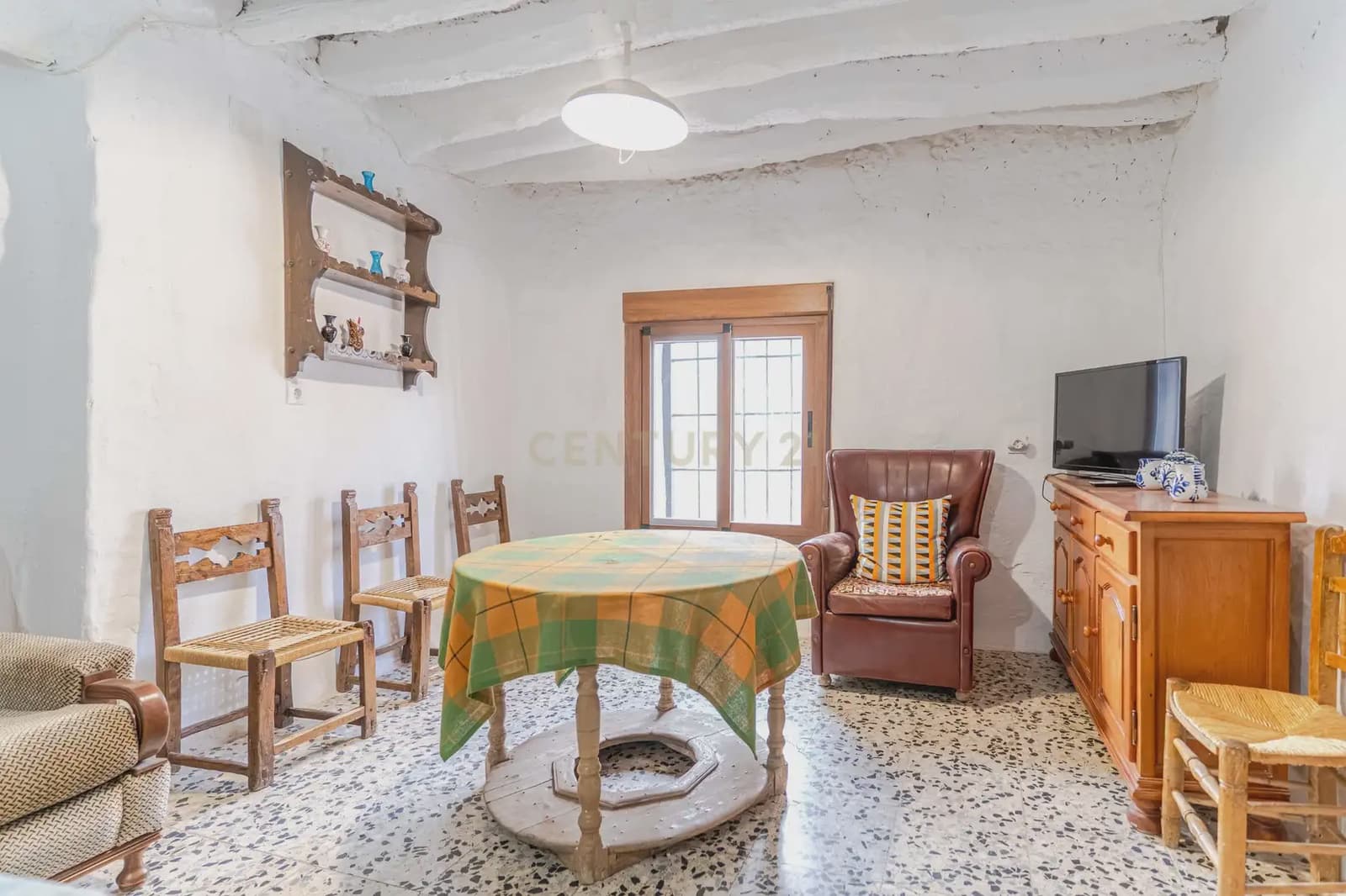 6 slaapkamer Huis te koop in Ugijar - € 46.000 (Ref: 10184052)
